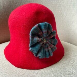 Vintage Icing Wool Cloche Hat.